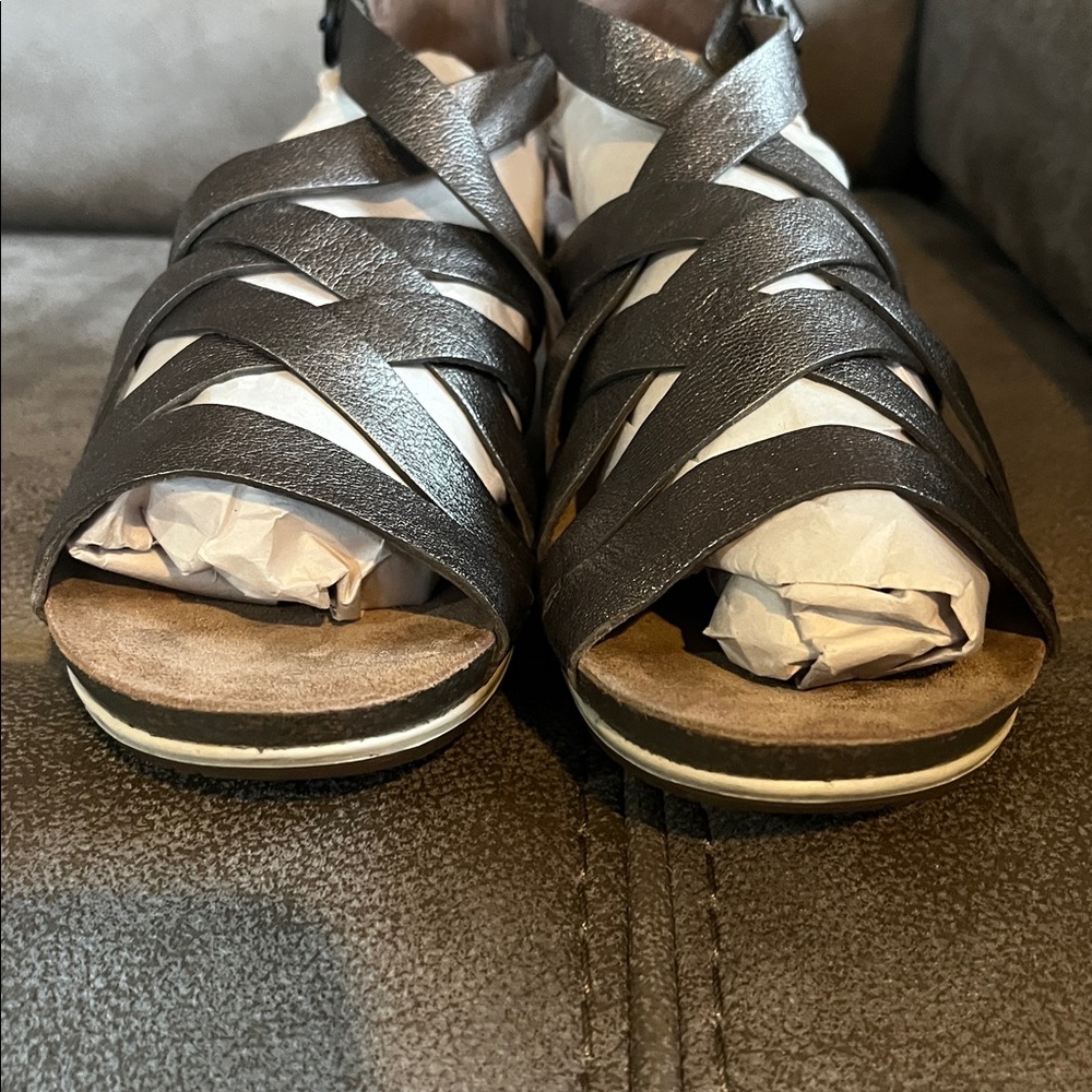 Dansko Vivian Gladiator Strappy Metallic Leather Sandals - Picture 7 of 12